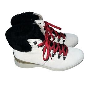 Bionica Diablo Women’s Shearling ankle all weather waterproof lace boots‎ Size 9